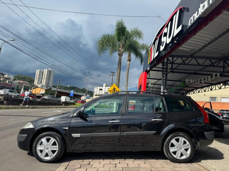 MÉGANE 1.6 DYNAMIQUE GRAND TOUR 16V FLEX 4P MANUAL - 2008 - CAXIAS DO SUL