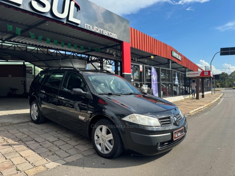 MÉGANE 1.6 DYNAMIQUE GRAND TOUR 16V FLEX 4P MANUAL - 2008 - CAXIAS DO SUL