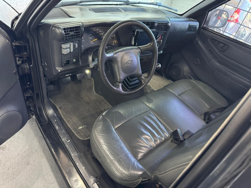 S10 2.2 EFI STD 4X2 CS 8V GASOLINA 2P MANUAL - 1997 - CAXIAS DO SUL