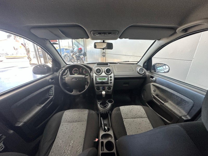 FIESTA 1.6 MPI CLASS 8V GASOLINA 4P MANUAL - 2013 - VACARIA