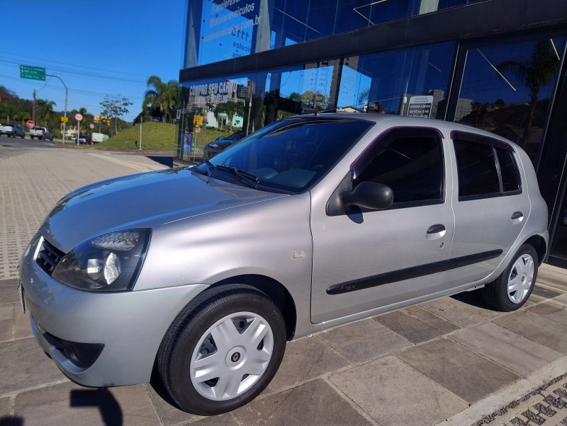 CLIO 1.0 EXPRESSION 16V HI-FLEX 4P MANUAL