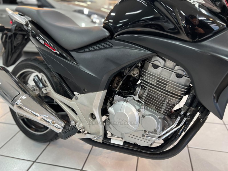 CB 300R  - 2010 - CAXIAS DO SUL
