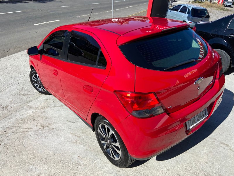 ONIX 1.4 MPFI LTZ 8V FLEX 4P MANUAL - 2014 - CAXIAS DO SUL