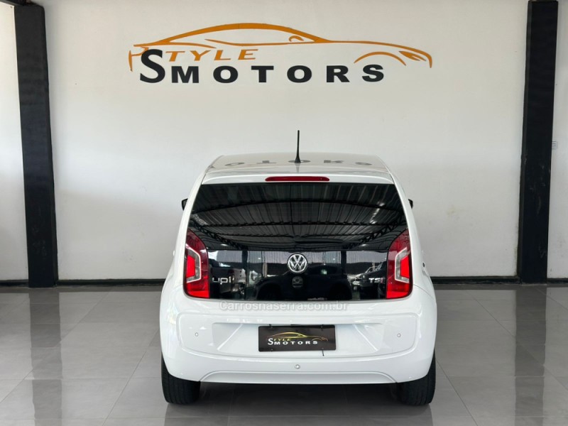 UP 1.0 TSI MOVE UP 12V FLEX 4P MANUAL - 2017 - NOVO HAMBURGO