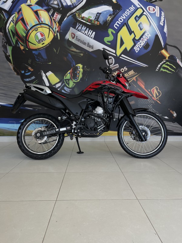 XTZ 250 LANDER