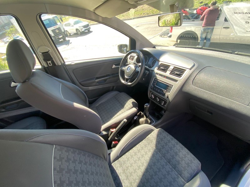 FOX 1.0 MPI COMFORTLINE 12V FLEX 4P MANUAL - 2016 - CAXIAS DO SUL