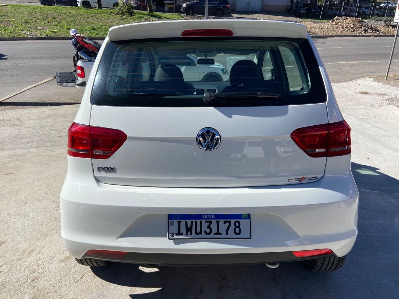 FOX 1.0 MPI COMFORTLINE 12V FLEX 4P MANUAL - 2016 - CAXIAS DO SUL