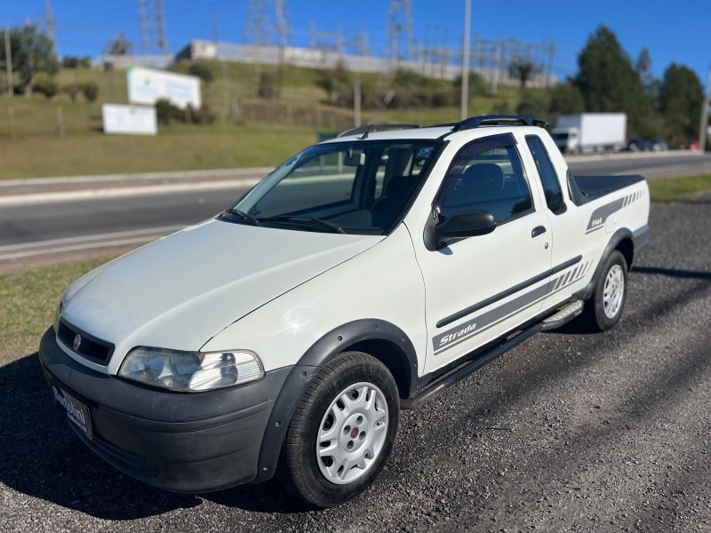 STRADA 1.4 MPI FIRE CE 8V FLEX 2P MANUAL - 2006 - FARROUPILHA