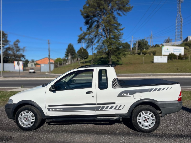 STRADA 1.4 MPI FIRE CE 8V FLEX 2P MANUAL - 2006 - FARROUPILHA