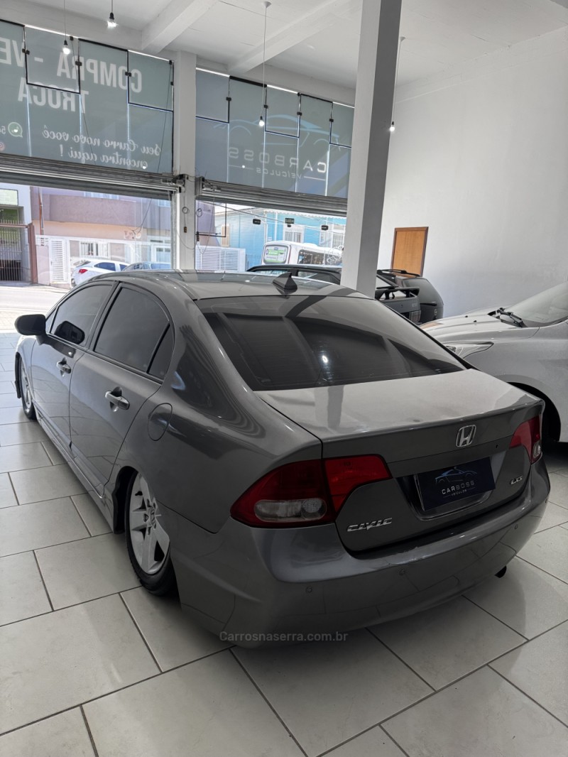 CIVIC 1.8 LXS 16V GASOLINA 4P AUTOMÁTICO - 2008 - CAXIAS DO SUL