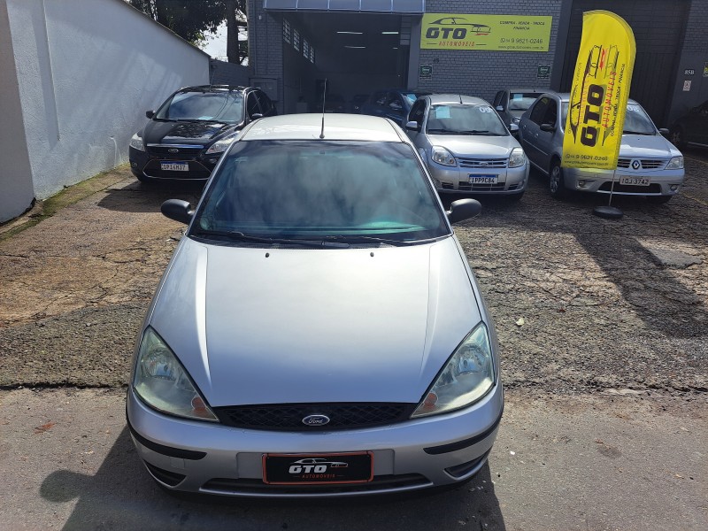 FOCUS 1.6 GL 8V FLEX 4P MANUAL - 2009 - FARROUPILHA