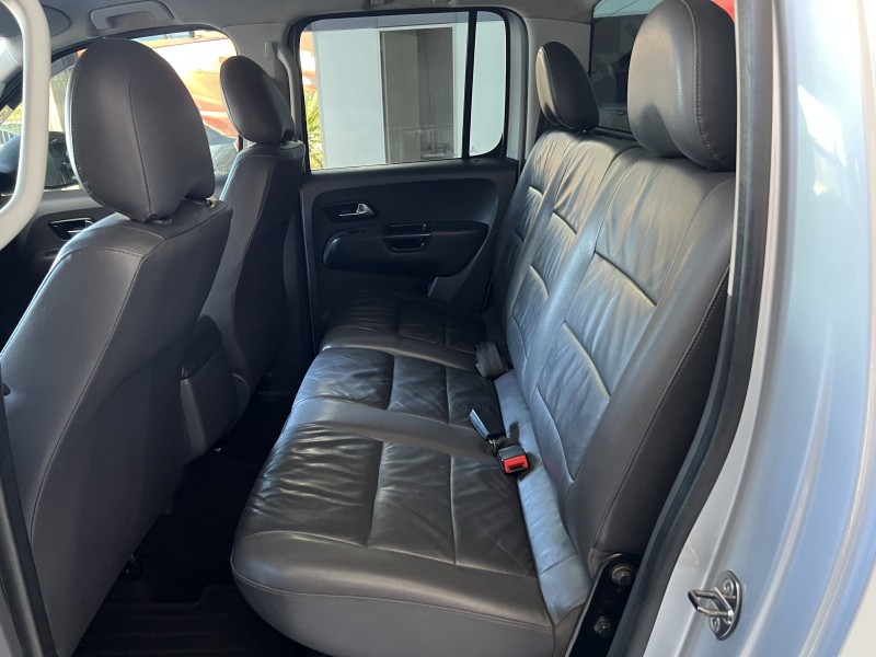 AMAROK 2.0 HIGHLINE 4X4 CD 16V TURBO INTERCOOLER DIESEL 4P AUTOMÁTICO - 2013 - PORTãO