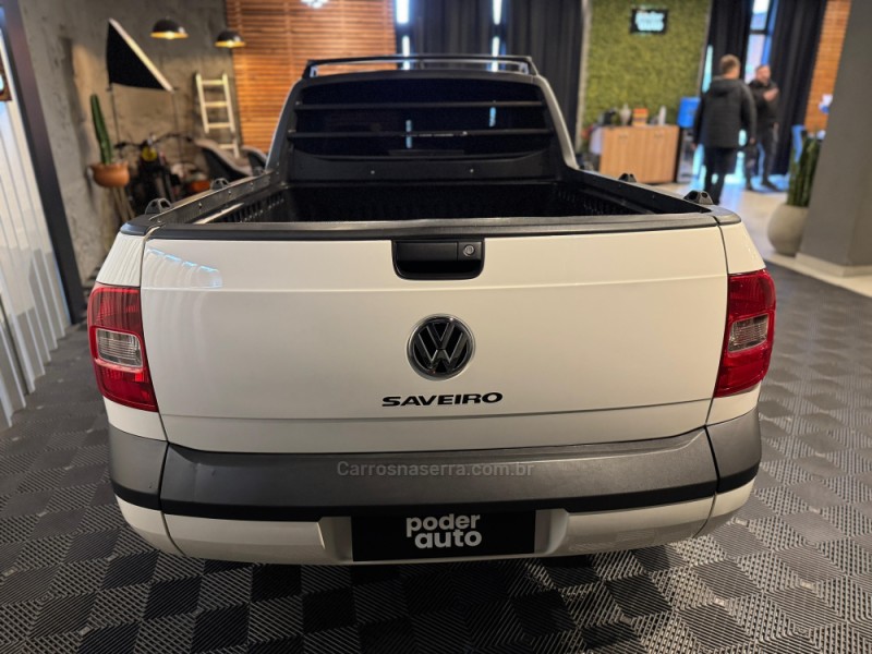 SAVEIRO 1.6 MI TRENDLINE CS 8V FLEX 2P MANUAL - 2016 - FARROUPILHA