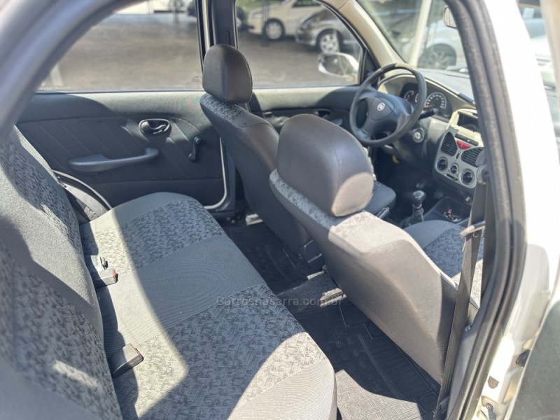 SIENA 1.0 MPI FIRE 8V GASOLINA 4P MANUAL - 2009 - CAMPO BOM