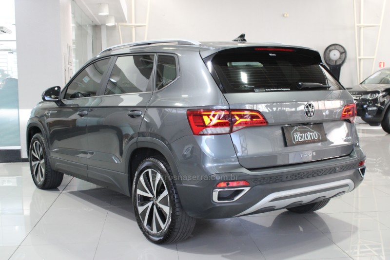 TAOS 1.4 16V HIGHLINE TSI FLEX 4P AUTOMÁTICO - 2023 - CAXIAS DO SUL