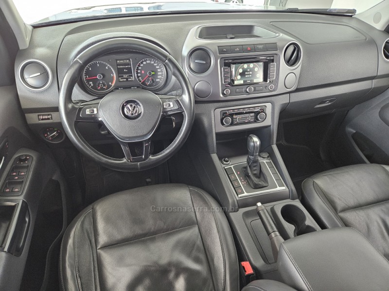 AMAROK 2.0 HIGHLINE 4X4 CD 16V TURBO INTERCOOLER DIESEL 4P AUTOMÁTICO - 2016 - TAPEJARA