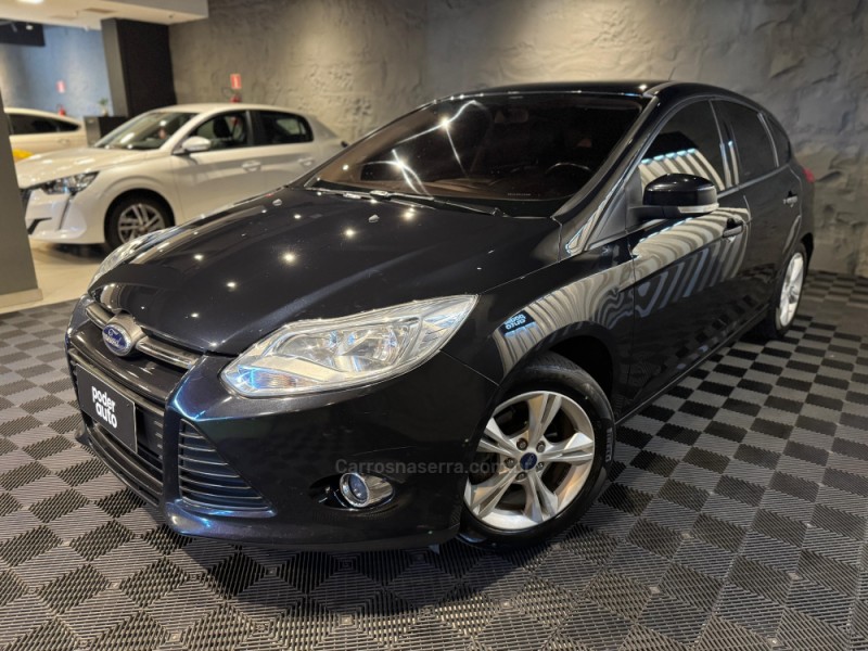 FOCUS 1.6 SE PLUS 16V FLEX 4P MANUAL - 2015 - FARROUPILHA