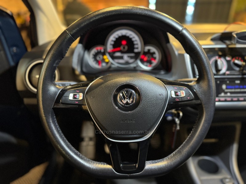 UP 1.0 TSI MOVE UP 12V FLEX 4P MANUAL - 2018 - FARROUPILHA