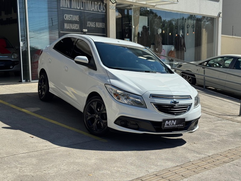 PRISMA 1.0 MPFI LT 8V FLEX 4P MANUAL - 2014 - BENTO GONçALVES