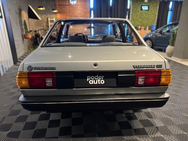 VOYAGE 1.6 GL 8V GASOLINA 2P MANUAL - 1988 - FARROUPILHA