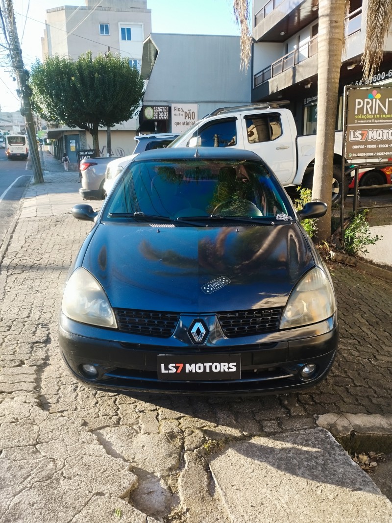 CLIO 1.6 PRIVILÉGE 16V FLEX 4P MANUAL - 2004 - CAXIAS DO SUL