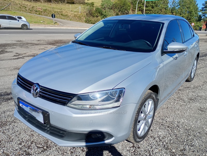 JETTA 2.0 COMFORTLINE FLEX 4P TIPTRONIC