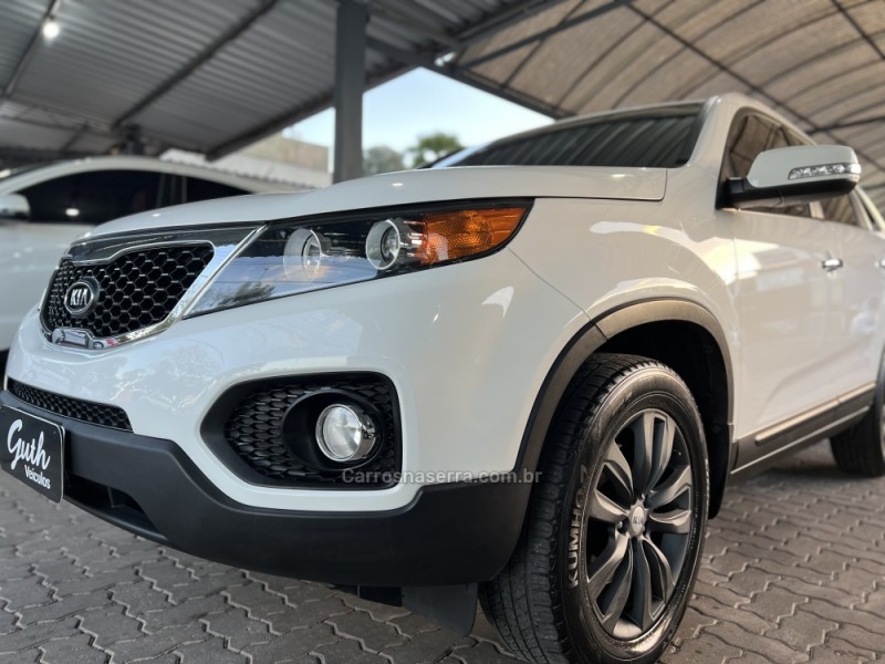 SORENTO 2.4 EX2 4X2 16V GASOLINA 4P AUTOMÁTICO - 2012 - BOM PRINCíPIO