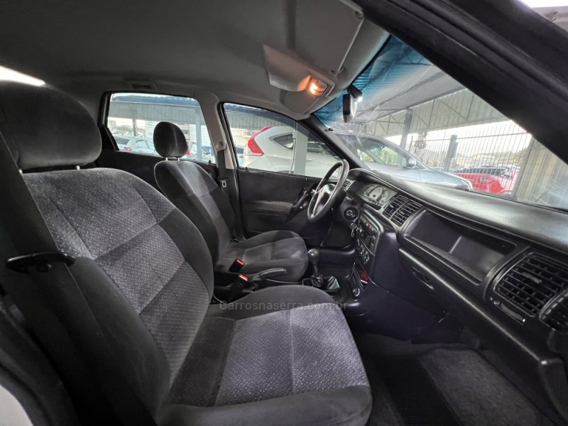 VECTRA 2.2 MPFI GLS 8V GASOLINA 4P MANUAL - 2001 - BOM PRINCíPIO