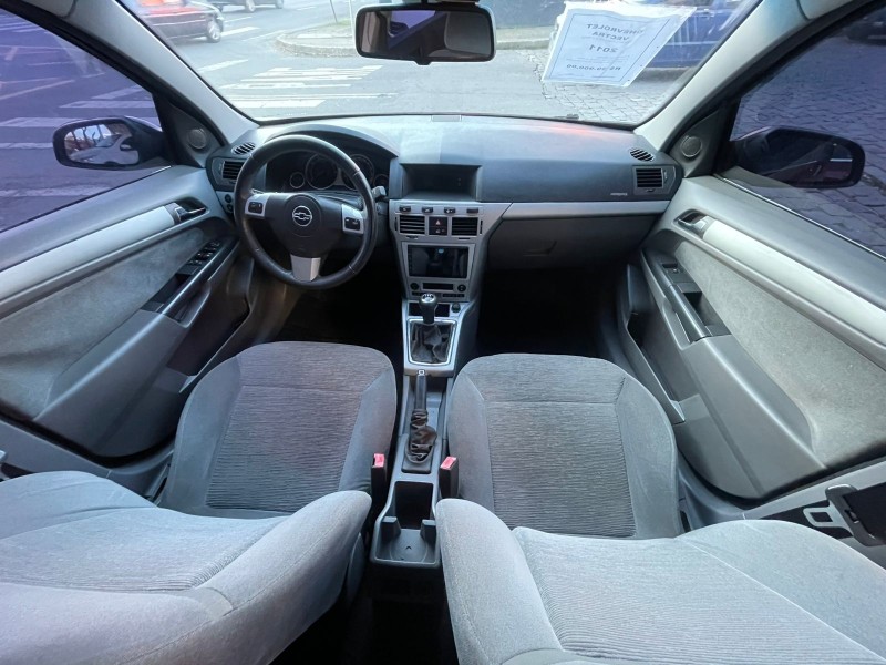 VECTRA 2.0 MPFI ELEGANCE 8V FLEX 4P MANUAL - 2011 - CAXIAS DO SUL