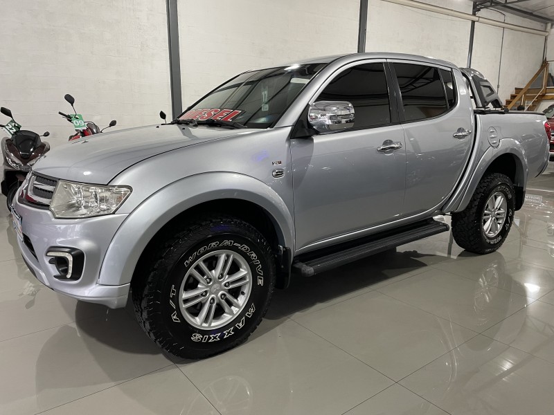 L200 TRITON 3.2 HPE 4X4 CD 16V TURBO INTERCOOLER DIESEL 4P AUTOMÁTICO - 2017 - CAXIAS DO SUL