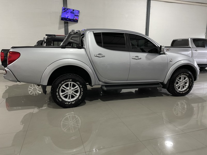L200 TRITON 3.2 HPE 4X4 CD 16V TURBO INTERCOOLER DIESEL 4P AUTOMÁTICO - 2017 - CAXIAS DO SUL