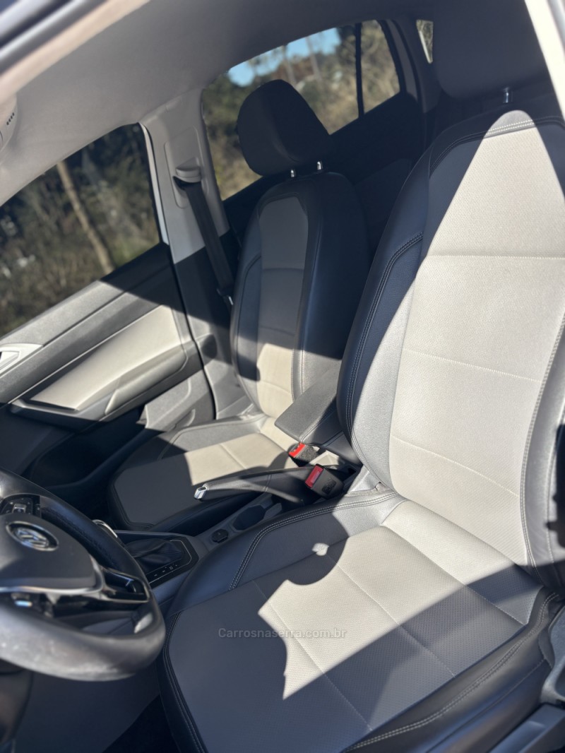 VIRTUS 1.0 200 TSI HIGHLINE AUTOMÁTICO - 2022 - SANANDUVA