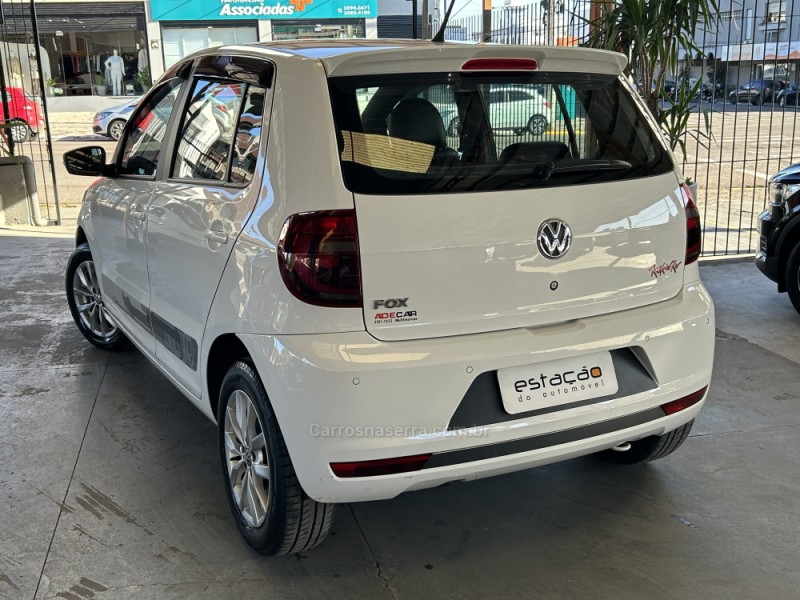 FOX 1.6 MI ROCK IN RIO 8V FLEX 4P MANUAL - 2014 - NOVO HAMBURGO