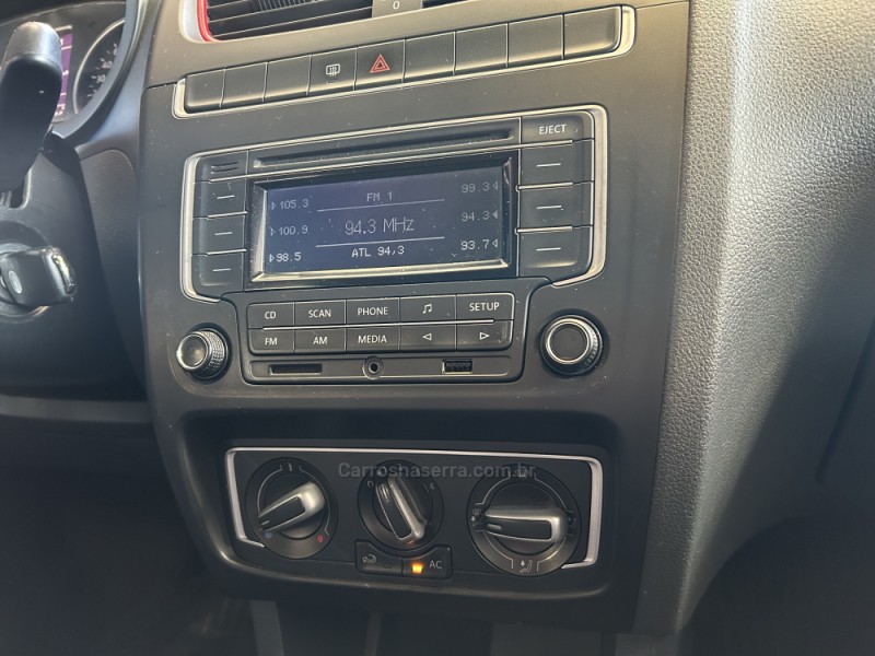 FOX 1.6 MI ROCK IN RIO 8V FLEX 4P MANUAL - 2014 - NOVO HAMBURGO