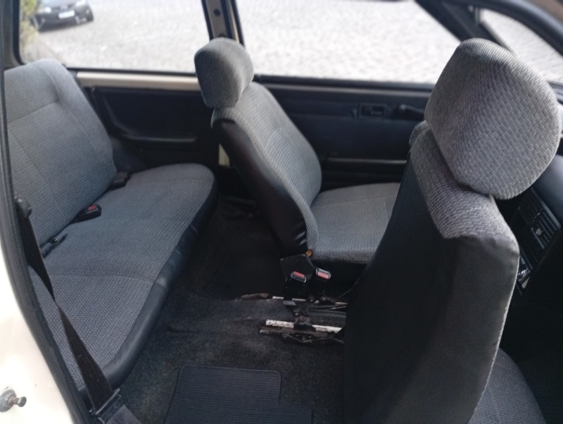 UNO 1.0 MILLE 8V GASOLINA 2P MANUAL - 1991 - CAXIAS DO SUL