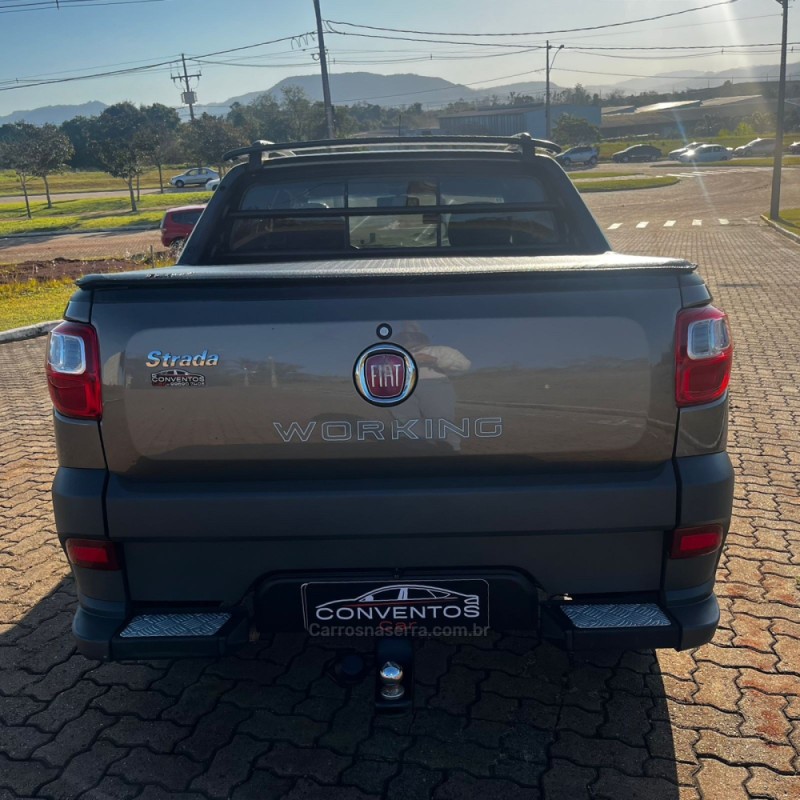 STRADA 1.4 MPI WORKING CD 8V FLEX 3P MANUAL - 2016 - LAJEADO