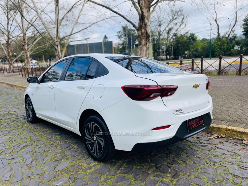 ONIX 1.0 LT PLUS 8V FLEX 4P MANUAL - 2024 - NOVO HAMBURGO