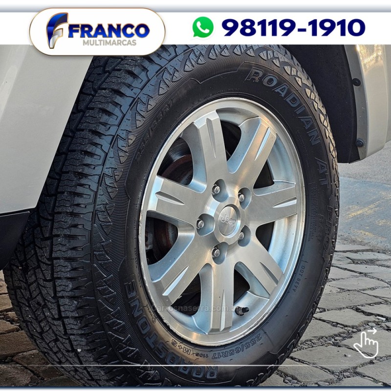 GRAND CHEROKEE 3.0 LIMITED 4X4 V6 24V TURBO DIESEL 4P AUTOMÁTICO - 2009 - VACARIA