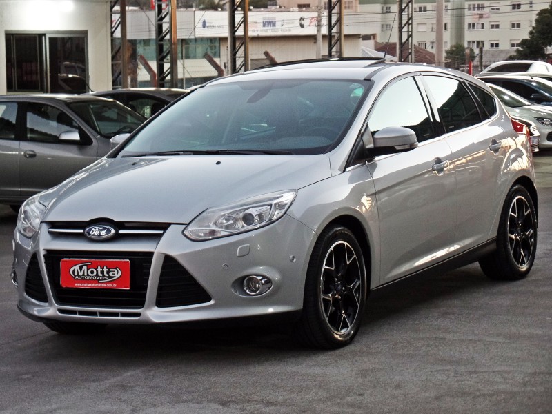 FOCUS 2.0 TITANIUM PLUS 16V FLEX 4P AUTOMÁTICO - 2015 - CAXIAS DO SUL
