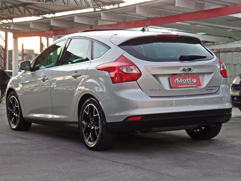 FOCUS 2.0 TITANIUM PLUS 16V FLEX 4P AUTOMÁTICO - 2015 - CAXIAS DO SUL