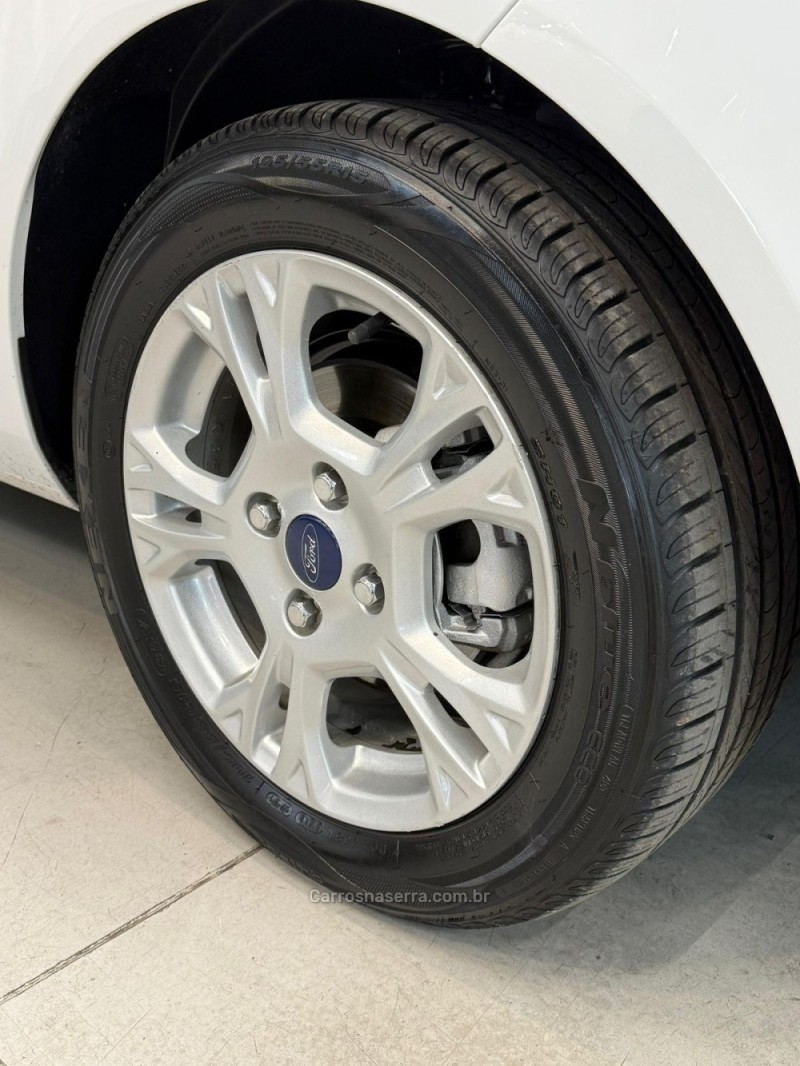 FIESTA 1.5 SE HATCH 16V FLEX 4P MANUAL - 2015 - CAXIAS DO SUL