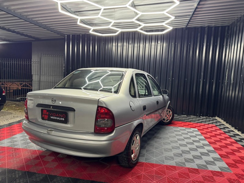 CORSA 1.6 MPFI CLASSIC SEDAN 8V GASOLINA 4P MANUAL - 2003 - CAXIAS DO SUL