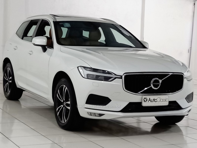 XC60 2.0 T5 MOMENTUM GASOLINA 4P AUTOMÁTICO - 2018 - PORTO ALEGRE