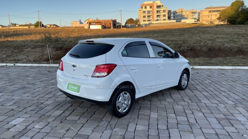 ONIX 1.0 LT PLUS 8V FLEX 4P MANUAL - 2014 - VILA FLORES