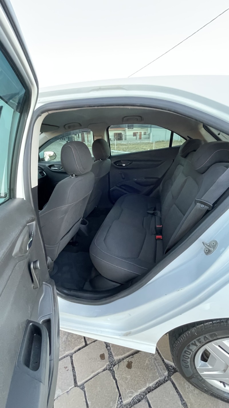 ONIX 1.0 LT PLUS 8V FLEX 4P MANUAL - 2014 - VILA FLORES