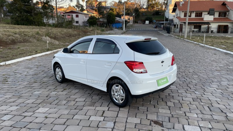 ONIX 1.0 LT PLUS 8V FLEX 4P MANUAL - 2014 - VILA FLORES