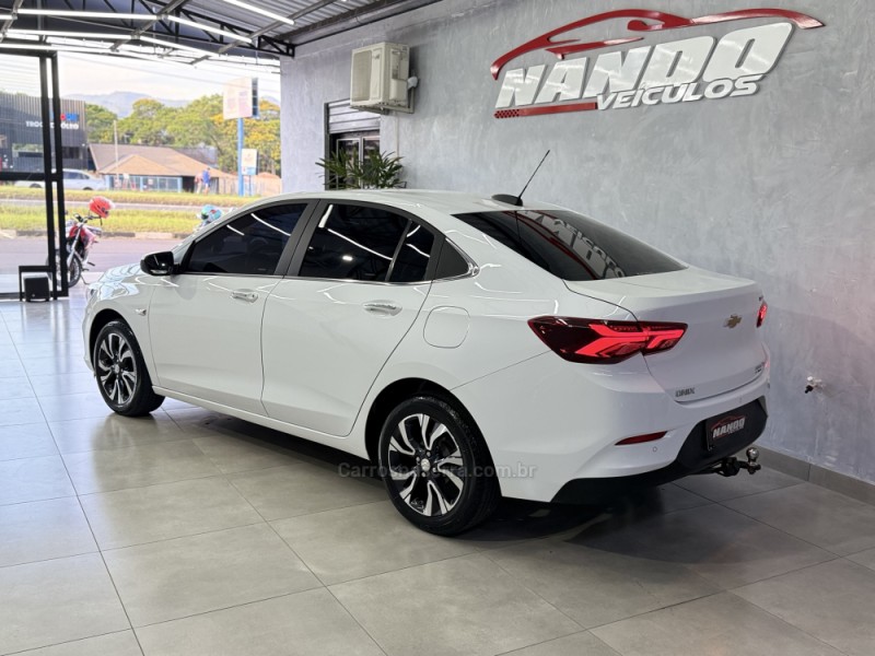 ONIX 1.0	PREMIER PLUS 12V TURBO FLEX 4P AUTOMÁTICO - 2023 - SAPIRANGA