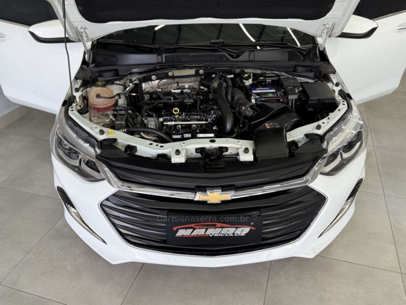ONIX 1.0	PREMIER PLUS 12V TURBO FLEX 4P AUTOMÁTICO - 2023 - SAPIRANGA