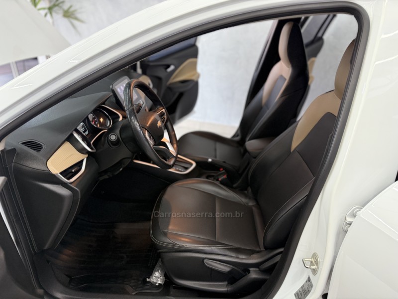 ONIX 1.0	PREMIER PLUS 12V TURBO FLEX 4P AUTOMÁTICO - 2023 - SAPIRANGA