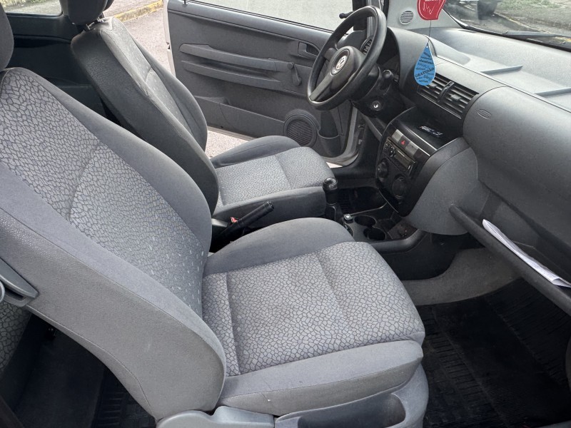 FOX 1.0 MI 8V FLEX 2P MANUAL - 2004 - CAXIAS DO SUL